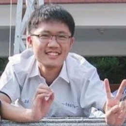 雄中 高三上 第二次段考  化學班排 第2名 張○銨